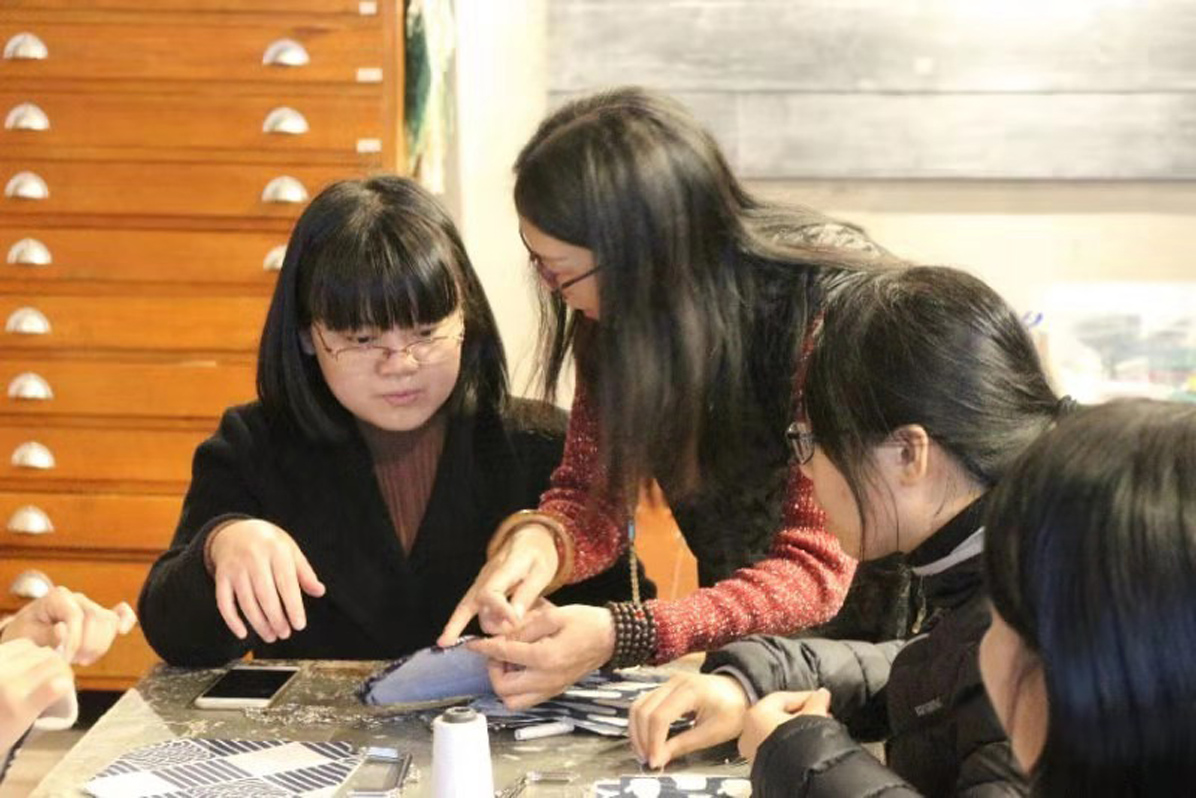 萊爾斯特開展慶祝“國際婦女節(jié)”手工制作活動_圖4