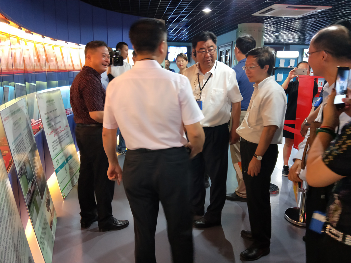 臨夏州委書記郭鶴立率黨政考察團(tuán)一行蒞臨萊爾斯特考察調(diào)研_圖10